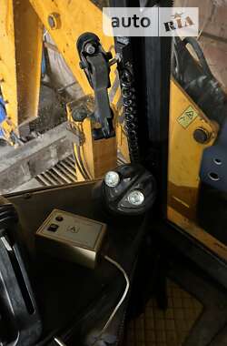Экскаватор погрузчик JCB 3CX 2008 в 