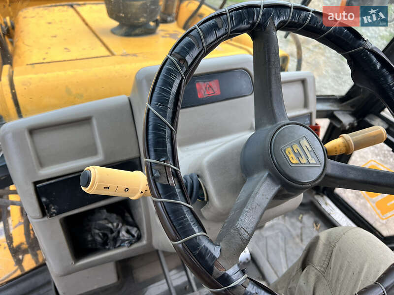 Экскаватор погрузчик JCB 3CX 1996 в Заставной