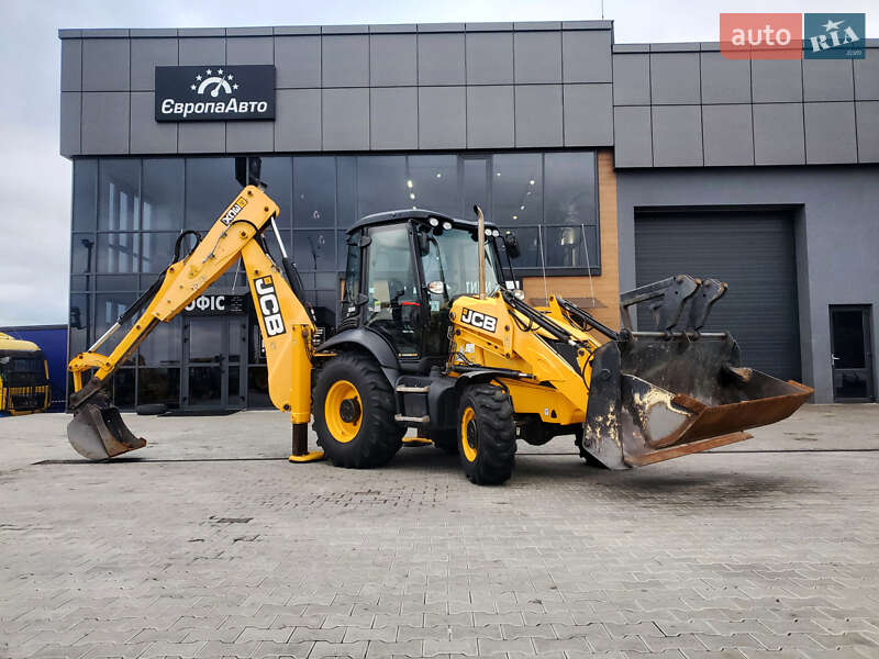 Екскаватор навантажувач JCB 3CX 2017 в Рівному