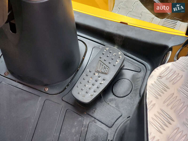 Екскаватор навантажувач JCB 3CX 2008 в Рівному