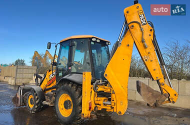 Экскаватор погрузчик JCB 3CX 2015 в 