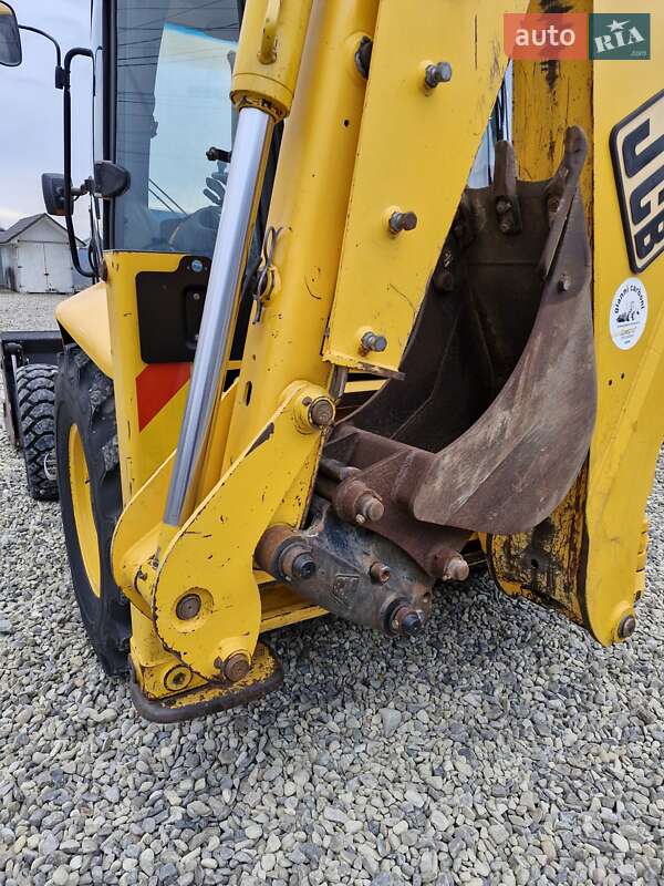 Экскаватор погрузчик JCB 3CX 2005 в Черновцах