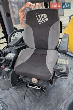 Екскаватор навантажувач JCB 3CX 2005 в 