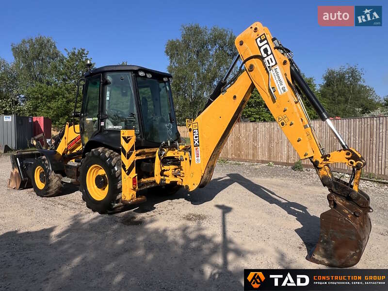 Экскаватор погрузчик JCB 3CX 2013 в Киеве