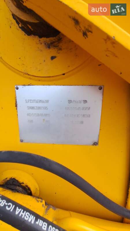 Экскаватор погрузчик JCB 3CX 2006 в Одессе