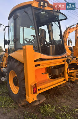 Екскаватор навантажувач JCB 3CX 2007 в 