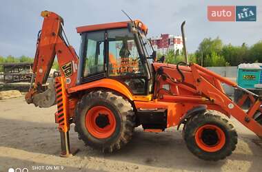 Екскаватор навантажувач JCB 3CX 2001 в 