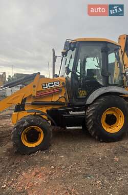 Экскаватор погрузчик JCB 3CX 2011 в 