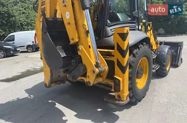 Экскаватор погрузчик JCB 3CX 2010 в 