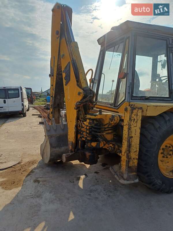 Екскаватор навантажувач JCB 3CX 1990 в Чернівцях