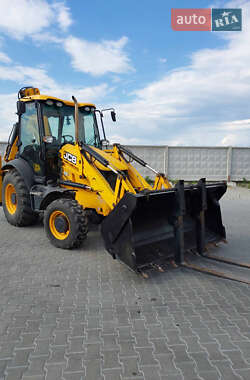 Экскаватор погрузчик JCB 3CX 2013 в Киеве