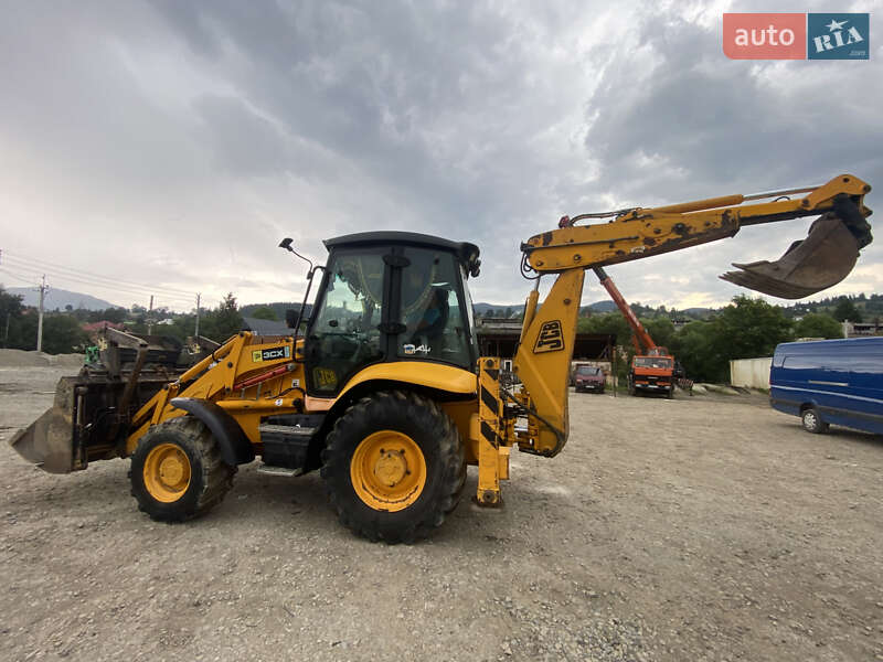 Екскаватор навантажувач JCB 3CX 2004 в Ворохті