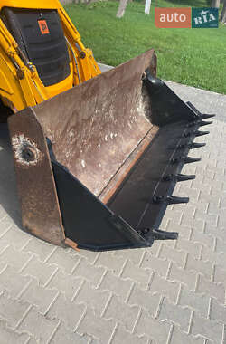 Экскаватор погрузчик JCB 3CX 2006 в 