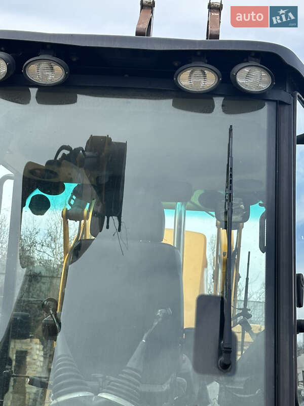 Экскаватор погрузчик JCB 3CX 2015 в Одессе