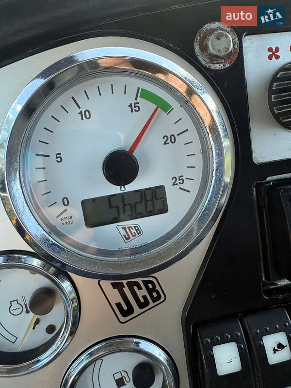 Екскаватор навантажувач JCB 3CX 2008 в Виноградові