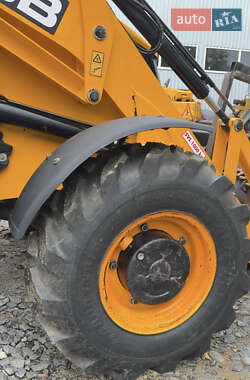 Екскаватор навантажувач JCB 3CX 2018 в 