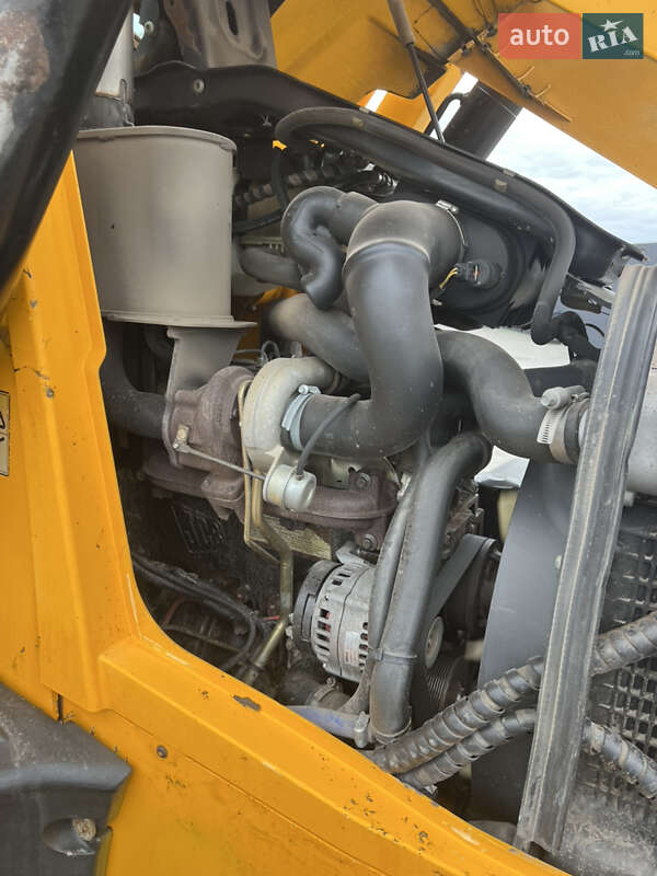 Экскаватор погрузчик JCB 3CX 2010 в Каменке-Бугской