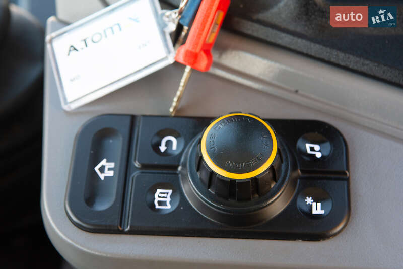 Екскаватор навантажувач JCB 3CX 2023 в Житомирі