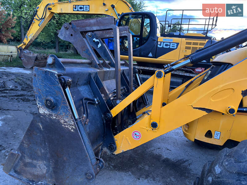 Экскаватор погрузчик JCB 3CX 2010 в Львове