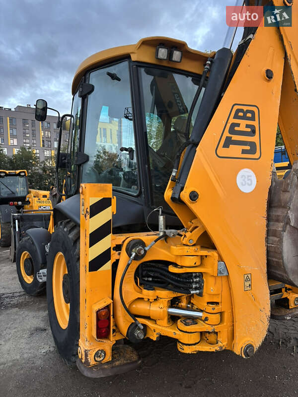 Экскаватор погрузчик JCB 3CX 2010 в Львове