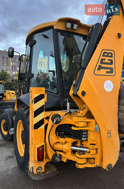 Экскаватор погрузчик JCB 3CX 2010 в 