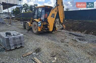 Экскаватор погрузчик JCB 3CX 2001 в Львове