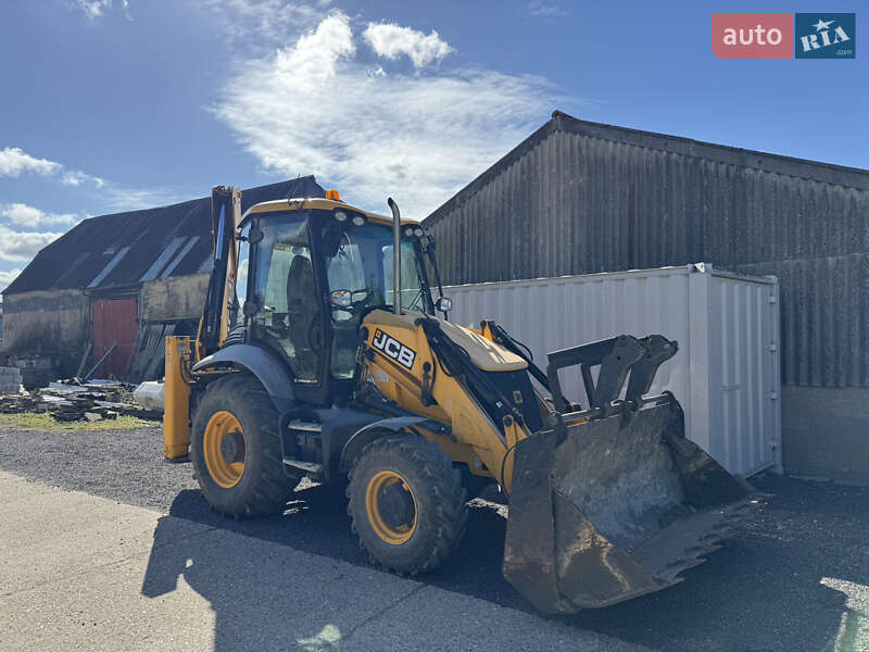 Екскаватор навантажувач JCB 3CX 2016 в Києві