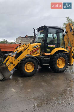 Колісний екскаватор JCB 3CX 2005 в 