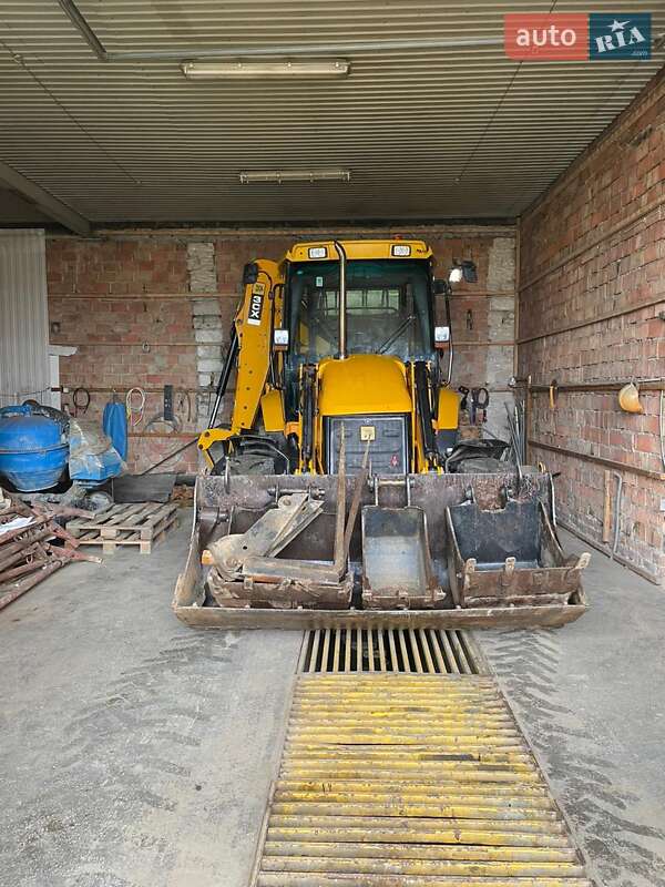 Экскаватор погрузчик JCB 3CX 2008 в Черновцах