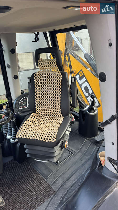 Экскаватор погрузчик JCB 3CX 2019 в Гребенке