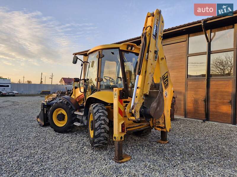 Экскаватор погрузчик JCB 3CX 2009 в Черновцах