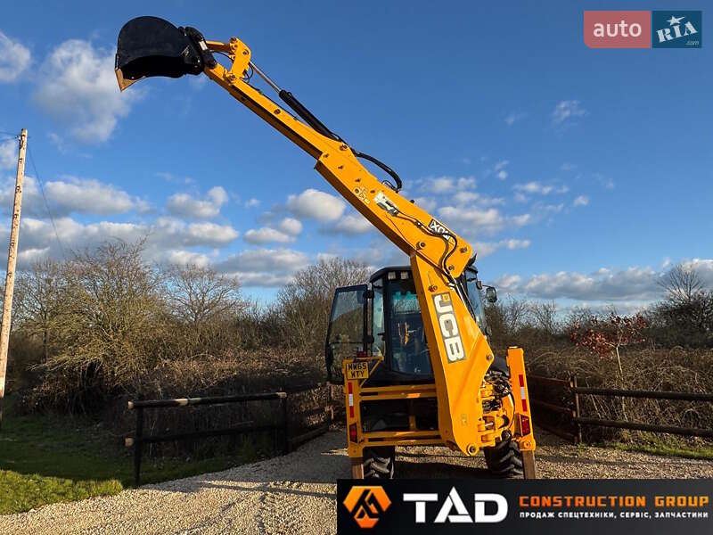 Екскаватор навантажувач JCB 3CX 2015 в Києві