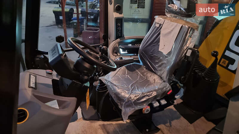 Экскаватор погрузчик JCB 3CX 2025 в Одессе