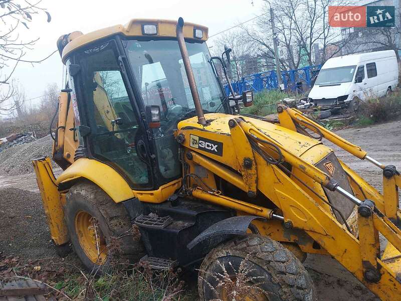 Экскаватор погрузчик JCB 3CX 2004 в Черновцах фото 3 Экскаватор погрузчик JCB 3CX 2004 в Черновцах