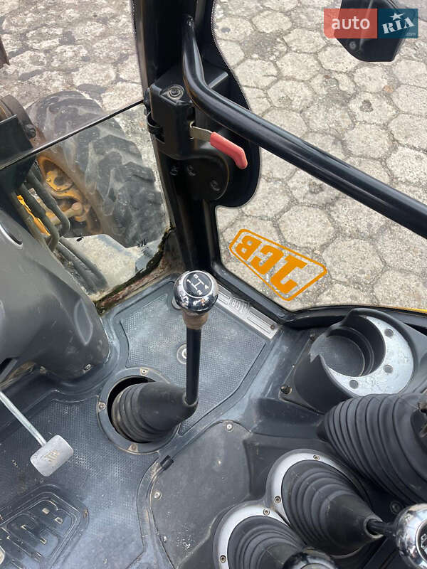 Экскаватор погрузчик JCB 3CX 2005 в Львове фото 15 Экскаватор погрузчик JCB 3CX 2005 в Львове
