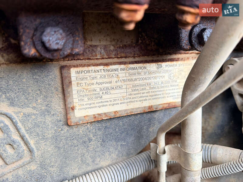Экскаватор погрузчик JCB 3CX 2011 в Киеве