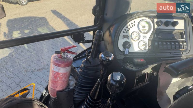 Екскаватор навантажувач JCB 3CX 2006 в Житомирі