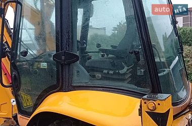 Экскаватор погрузчик JCB 3CX 2004 в Львове