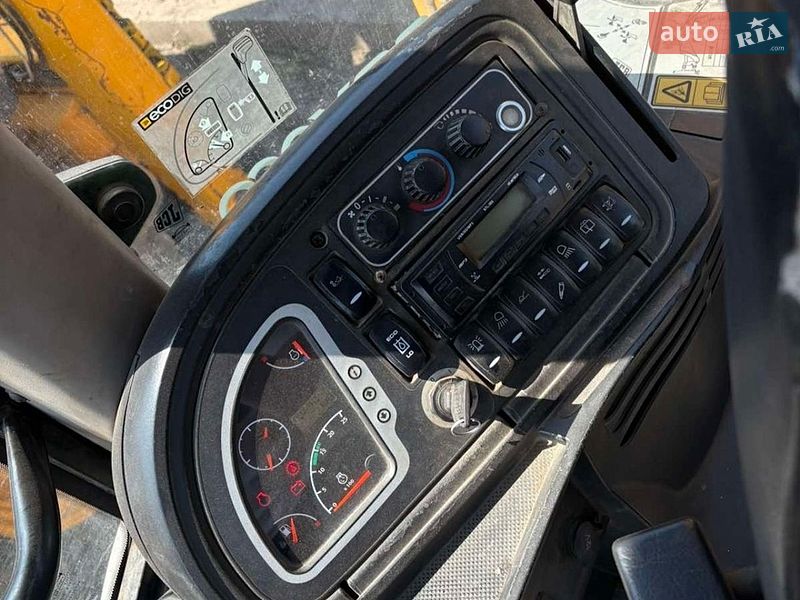Экскаватор погрузчик JCB 3CX 2010 в Краснокутске