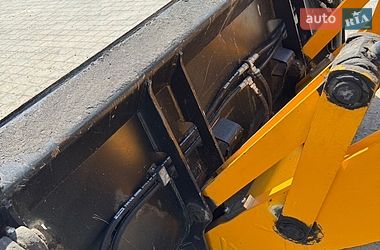 Інша спецтехніка JCB 3CX 2019 в Миколаєві