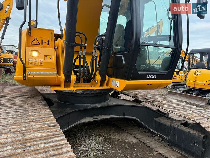 Гусеничный экскаватор JCB 3CX 2013 в Львове