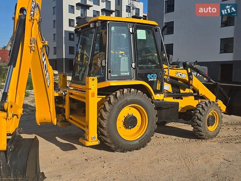 Екскаватор навантажувач JCB 3DX 2025 в Івано-Франківську