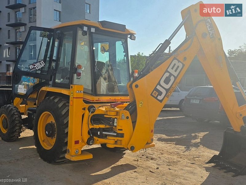 Екскаватор навантажувач JCB 3DX 2025 в Івано-Франківську