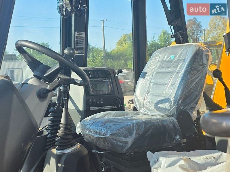 Екскаватор навантажувач JCB 3DX 2025 в Івано-Франківську