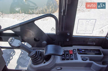 Фронтальный погрузчик JCB 403 2021 в 