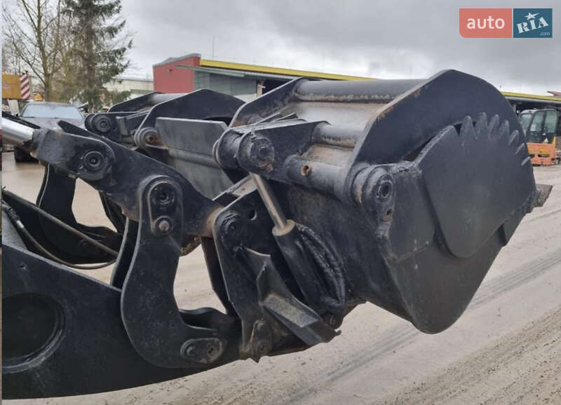 Фронтальный погрузчик JCB 411 2015 в Одессе фото 9 Фронтальный погрузчик JCB 411 2015 в Одессе