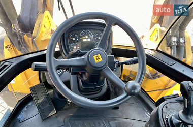 Фронтальный погрузчик JCB 437 2015 в Ровно