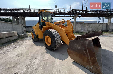 Фронтальный погрузчик JCB 456 2005 в Одессе