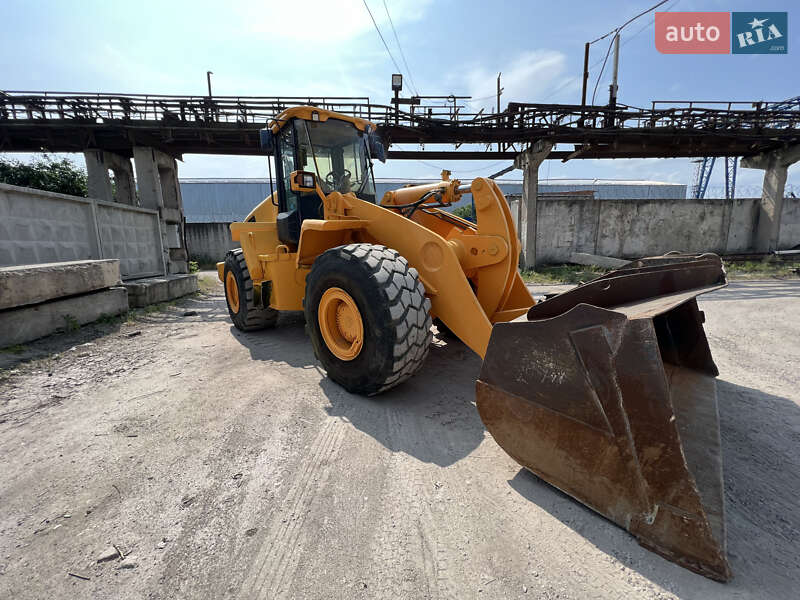 Фронтальный погрузчик JCB 456 2005 в 
