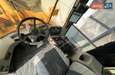 Фронтальный погрузчик JCB 456 2005 в 